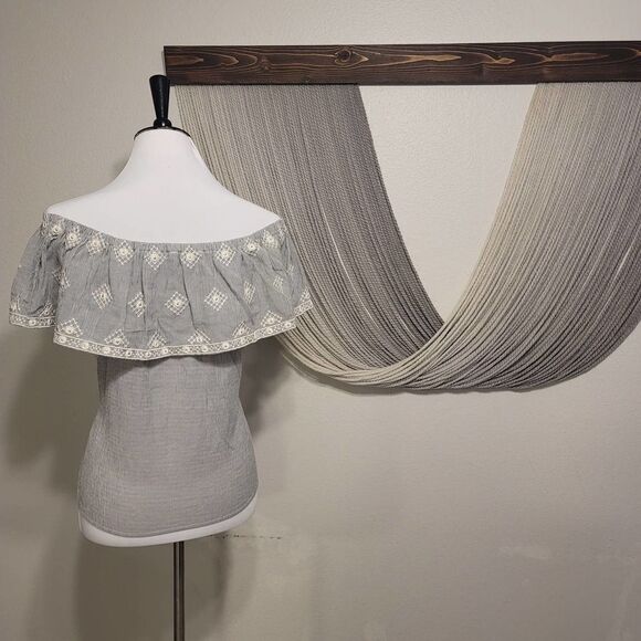 Lovestitch Striped Cold Shoulder Top Sz L - Picture 2 of 3